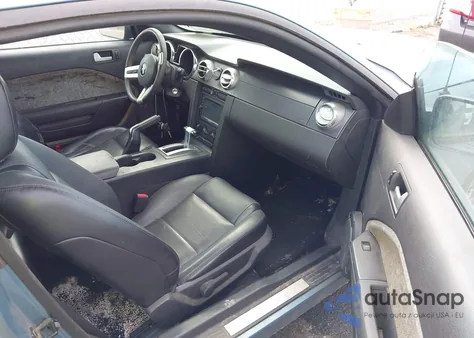 2007 Ford Mustang V6 Deluxe/V6 Premium from USA, damaged, VIN 1ZVFT80N575289186